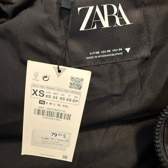 Zara Black Puffer Vest - Picture 3 of 3